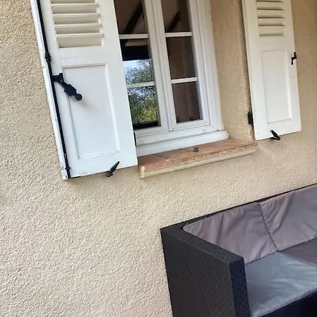 Au Milieu Des Pins A 5 Min A Pied De La Plage! Saint-Raphaël